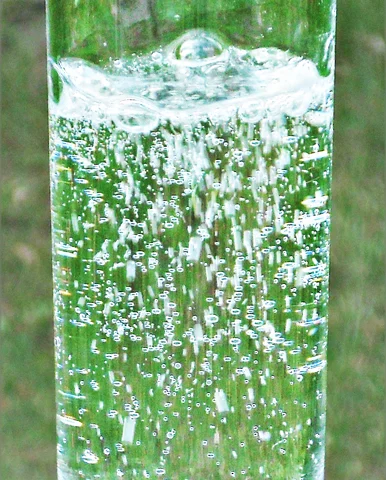 Acqua gassata